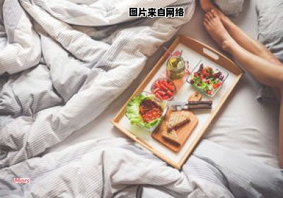 应对面部化妆品过敏的有效方法（面部化妆品过敏的治疗）